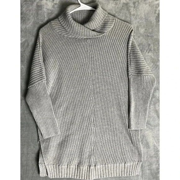 The Limited Size M/L Ribbed Cowl Neck 3/4 Sleeve Sweater Tunic Minimal Winter - Picture 1 of 7